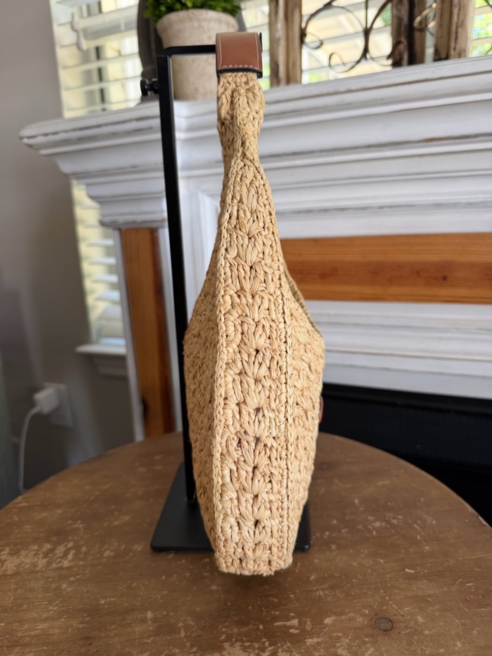 Celine Natural Woven Classic Panier Hobo Bag in raffia and calfskin - Picture 3 of 16